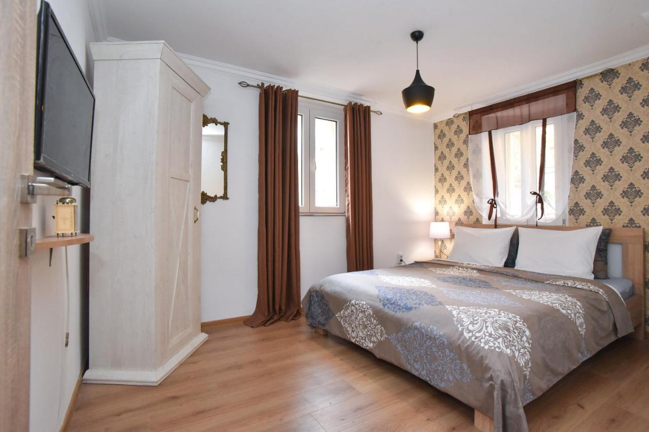 Apartman Palm Square 2 *
