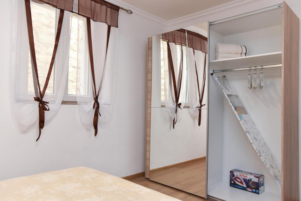 Apartman Palm Square 2 *